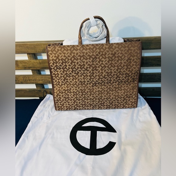 TELFAR Large Jacquard Shopper-Tan Monogram - Picture 3 of 5